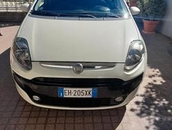 Bianco Usata 2011 Fiat Grande Punto Due volumi | 3000 € (Buon prezzo)