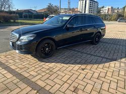 Nero Usata 2013 Mercedes E200 Station wagon | 6750 € (Cara)