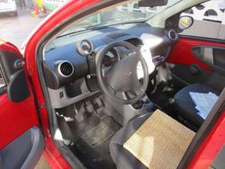 Rosso Usata 2007 Peugeot 107 Due volumi | 4150 € (Buon prezzo)