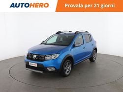 Blu Usata 2019 Dacia Sandero Essentiel Due volumi | 9999 € (Cara)