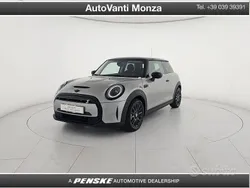 Melting silver Usata 2023 Mini Cooper SE Classic Due volumi | 21.890 € (Buon prezzo)