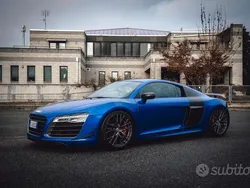 Blu/azzurro Usata 2015 Audi R8 Coupé Ambiente Coupé | 139.900 € (Buon prezzo)