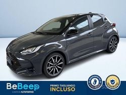 Antracite metallizzato Nuova 2025 Toyota Yaris Hybrid Sport Tre volumi | 29.900 € (Molto cara)