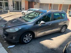 Usata 2009 Peugeot 308 Station wagon | 2000 €
