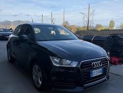 Nero Usata 2015 Audi A1 Due volumi | 10.900 € (Buon prezzo)