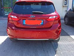 Rosso Usata 2019 Ford Fiesta Due volumi | 12.000 € (Cara)