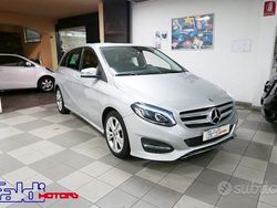 Grigio Usata 2018 Mercedes B180 Monovolume | 13.750 € (Buon prezzo)
