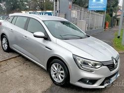 Argento Usata 2018 Renault Mégane GrandTour Business Station wagon | 13.900 € (Molto cara)