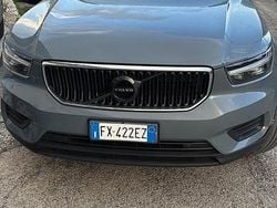 Grigio Usata 2019 Volvo XC40 SUV | 16.500 € (Buon prezzo)