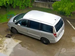 Usata 2003 Lancia Phedra Monovolume | 500 € (Super prezzo)