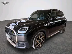 Nero Nuova 2024 Mini Countryman Favoured SUV | 45.600 € (Buon prezzo)