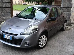 Usata 2010 Renault Clio II Luxe Tre volumi | 3000 € (Buon prezzo)