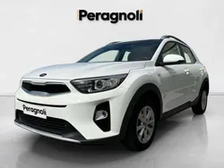 Bianco Usata 2020 Kia Stonic Style SUV | 14.900 € (Buon prezzo)