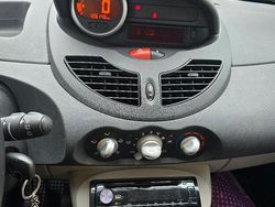 Grigio Usata 2007 Renault Twingo Due volumi | 2200 € (Buon prezzo)