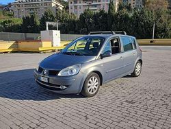 Usata 2007 Renault Scénic II Exception Monovolume | 1990 € (Buon prezzo)