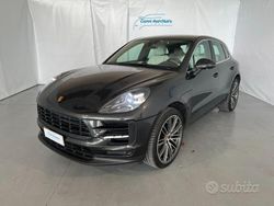 Grigio scuro Usata 2020 Porsche Macan Sport SUV | 44.900 € (Ottimo prezzo)