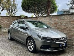 Usata 2022 Opel Astra Tre volumi | 15.400 € (Buon prezzo)