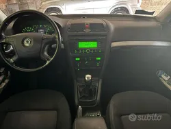 Usata 2006 Skoda Octavia Tre volumi | 1500 € (Buon prezzo)