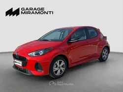 Rosso Nuova 2025 Mazda 2 Tre volumi | 22.490 € (Buon prezzo)