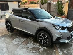Grigio Usata 2020 Peugeot 2008 SUV | 17.800 € (Molto cara)
