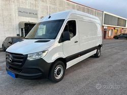 Bianco pastello Usata 2021 Mercedes Sprinter Furgone | 17.900 € (Buon prezzo)