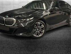 Nero Usata 2024 BMW 520 M Sport Station wagon | 55.950 € (Molto cara)