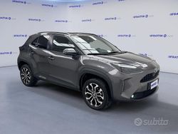 Grigio scuro Usata 2025 Toyota Yaris Cross Trend SUV | 24.490 € (Buon prezzo)
