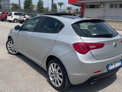 Grigio Usata 2018 Alfa Romeo Giulietta Due volumi | 13.900 € (Cara)