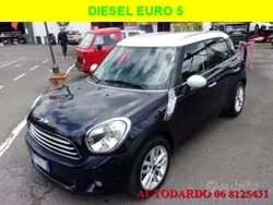 Blu Usata 2013 Mini Cooper D Countryman Business SUV | 7900 € (Buon prezzo)