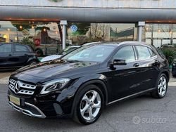 Nero Usata 2017 Mercedes 200 Executive Tre volumi | 18.850 €