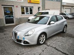 Grigio Usata 2011 Alfa Romeo Giulietta Progression Tre volumi | 6500 € (Buon prezzo)