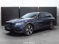 Blu Nuova 2025 Mercedes C220 Premium Station wagon | 56.655 € (Buon prezzo)