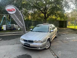 Grigio Usata 2003 Jaguar X-type Tre volumi | 2900 € (Super prezzo)