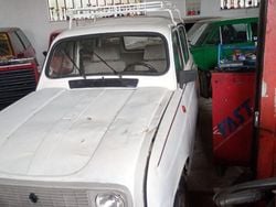Bianco Usata 1987 Renault R4 Tre volumi | 3000 €
