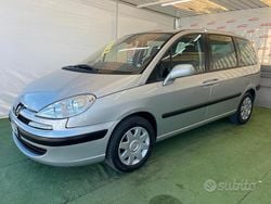 Grigio Usata 2007 Peugeot 807 Monovolume | 3450 € (Buon prezzo)
