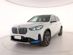 Bianco Usata 2023 BMW iX1 xLine SUV | 38.900 € (Buon prezzo)