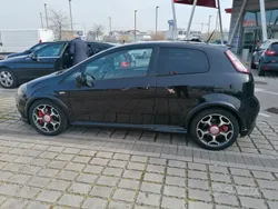 Usata 2011 Abarth Punto Evo Due volumi | 12.900 € (Buon prezzo)