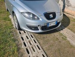 Grigio Usata 2008 Seat Altea Monovolume | 1500 € (Super prezzo)