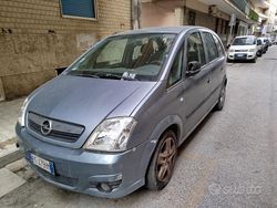 Usata 2010 Opel Meriva Monovolume | 1500 € (Super prezzo)