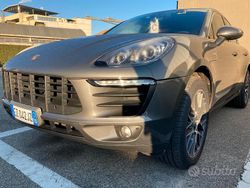 Grigio Usata 2015 Porsche Macan S SUV | 24.500 € (Buon prezzo)