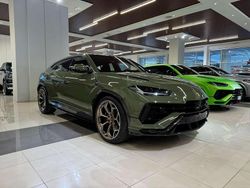 Verde Usata 2023 Lamborghini Urus SUV | 314.900 € (Cara)