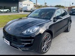 Nero Usata 2015 Porsche Macan Turbo SUV | 38.000 € (Molto cara)