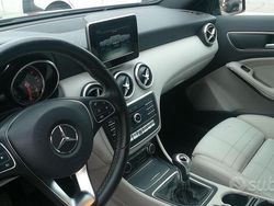 Nero Usata 2016 Mercedes A200 Tre volumi | 12.500 €