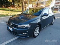 Grigio Usata 2020 VW Polo Trendline Tre volumi | 12.890 € (Buon prezzo)