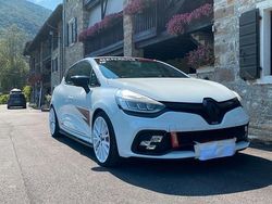 Usata 2016 Renault Clio IV Trophy Tre volumi | 17.000 € (Molto cara)