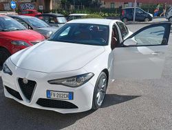 Bianco Usata 2019 Alfa Romeo Giulia Super Tre volumi | 15.900 € (Super prezzo)