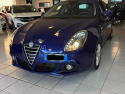 Blu Usata 2014 Alfa Romeo Giulietta Tre volumi | 8500 € (Buon prezzo)