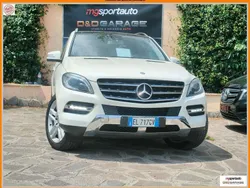 Bianco Usata 2012 Mercedes ML350 Premium SUV | 17.990 € (Buon prezzo)