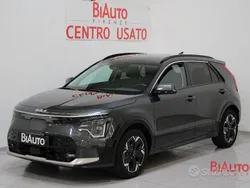 Grigio Usata 2023 Kia e-Niro SUV | 29.800 € (Buon prezzo)