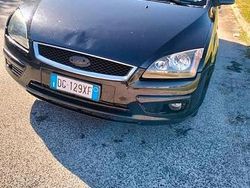 Nero Usata 2008 Ford Focus Tre volumi | 2500 € (Buon prezzo)